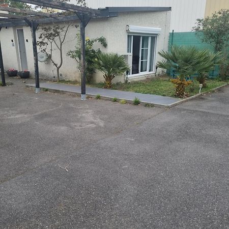 The Grey Studio Saint Michel sur Orge Bagian luar foto